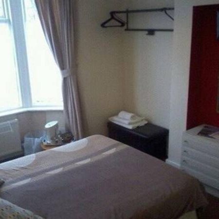 Aartswood Guest House Scarborough Bagian luar foto